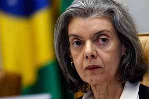 Presidenta de STF soslaya Constitución y avala prisión de Lula