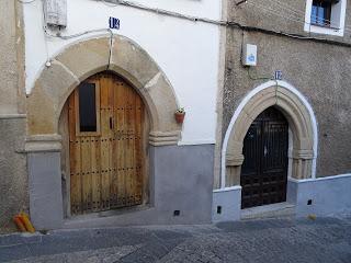 Imagen del mes: portadas ojivales del barrio medieval de Alburquerque