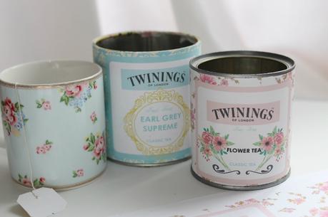 {Descargable} Latas recicladas con etiqueta de té Twinings