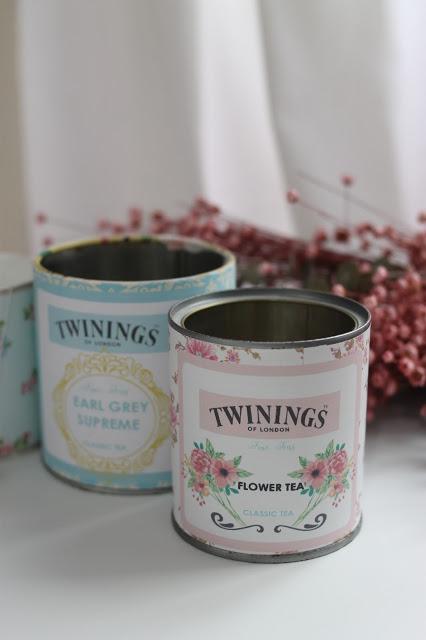 {Descargable} Latas recicladas con etiqueta de té Twinings