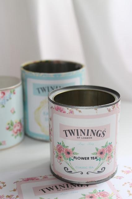 {Descargable} Latas recicladas con etiqueta de té Twinings