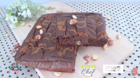 BROWNIE DE CALABAZA Y CACAHUETE BROWNIE DE CALABAZA Y CACAHUETE