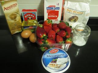 MUFFINS DE MASCARPONE Y FRESAS MUFFINS DE MASCARPONE Y FRESAS