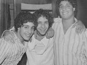 Tres desconocidos idénticos