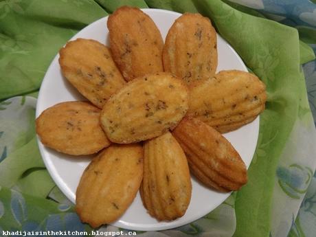 MADELEINES À LA LAVANDE / LAVENDER MADELEINES / MADELEINES DE LAVANDA / مادلين بالخزامى