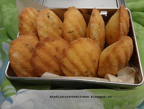 MADELEINES À LA LAVANDE / LAVENDER MADELEINES / MADELEINES DE LAVANDA / مادلين بالخزامى MADELEINES À LA LAVANDE / LAVENDER MADELEINES / MADELEINES DE LAVANDA / مادلين بالخزامى