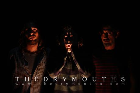 THE DRY MOUTHS: ENTREVISTA EN DISTRITO UVE