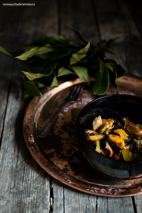 MEJILLONES EN ESCABECHE