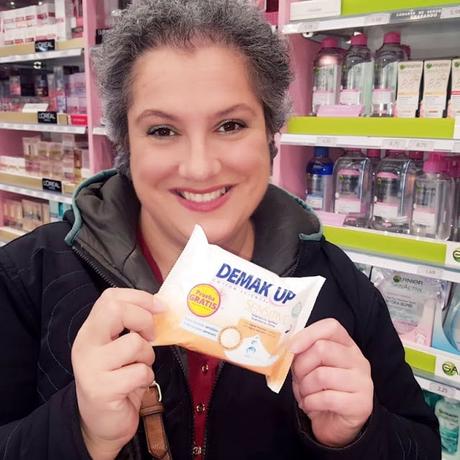 La rutina de limpieza facial con toallitas Demak Up Sensitive y Expert