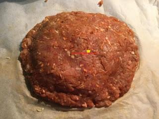 HAMBURGUESA GIGANTE RELLENA DE QUESO Y BACON