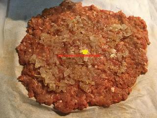 HAMBURGUESA GIGANTE RELLENA DE QUESO Y BACON