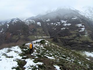 El Pino-Corramartón-Los Col.laos-Rocabiel.lo-La Gorbizosa-Brañavieya