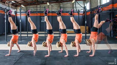 Resultado de imagen de Walking Hand Stand