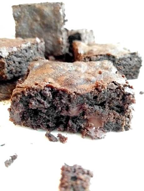 brownie con chunks de chocolate