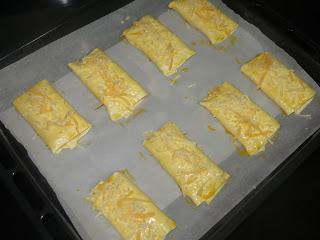 NAPOLITANAS DE JAMÓN Y QUESO NAPOLITANAS DE JAMÓN Y QUESO