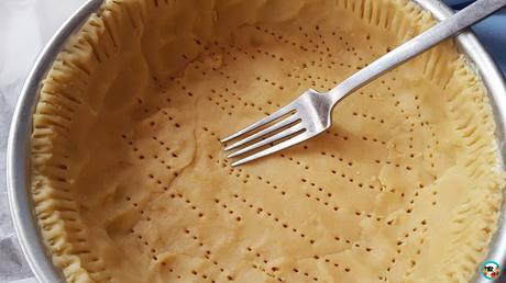 Tarta de queso con salsa de frambuesas Tarta de queso con salsa de frambuesas