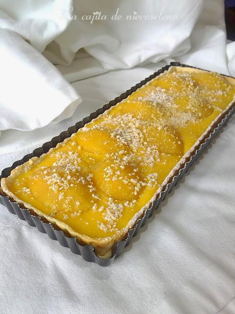 Tarta de peras al azafrán