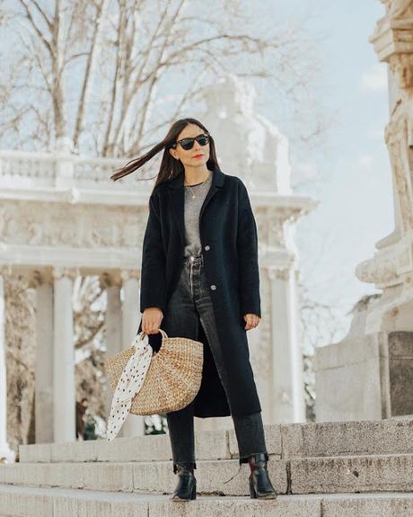 SPRING TRENDS; COMO LLEVAR LOS PAÑUELOS.-