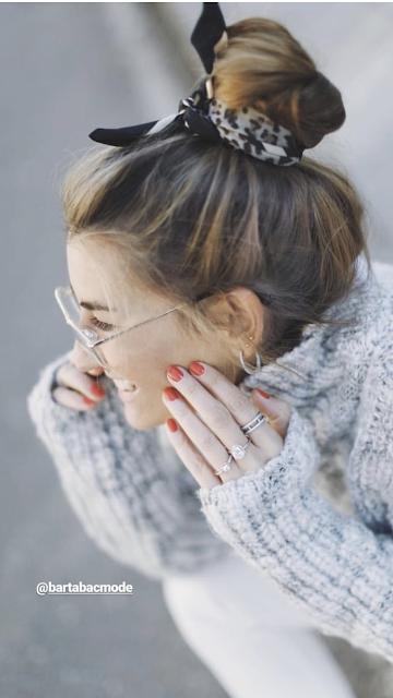 SPRING TRENDS; COMO LLEVAR LOS PAÑUELOS.-
