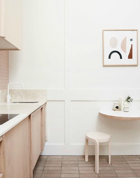 Una encantadora tiny home en color rosa empolvado Una encantadora tiny home en color rosa empolvado