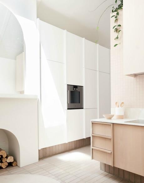 Una encantadora tiny home en color rosa empolvado Una encantadora tiny home en color rosa empolvado