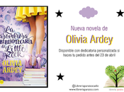 Recibe casa ejemplar dedicado ASOMBROSA BIBLIOTECARIA LITTLE ROCK