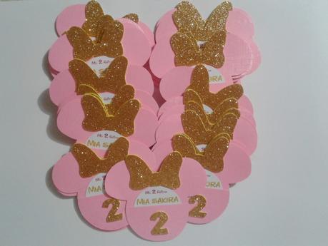 TARJETA DE INVITACIÓN MINNIE GOLD