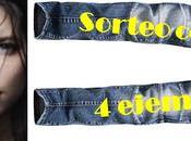 Sorteo conjunto Sant Jordi 2018 chica invisible Blue Jeans