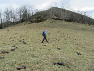 Por los praos y mayaos de L.lamas