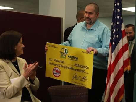 El ganador de la lotería de $ 533 millones, Richard Wahl
