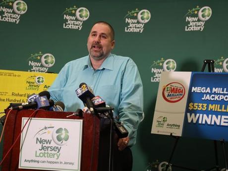 Ganador de la lotería NJ Millones $ 533 millones Richard Wahl de Vernon NJ