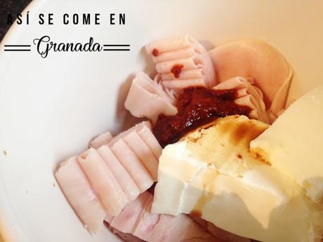 Mouse de pavo con crema de guisantes y encaje Mouse de pavo con crema de guisantes y encaje