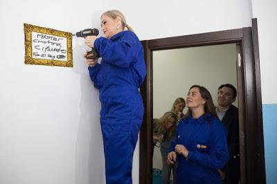 El vuelo de Cifuentes con su “mastergate” y su estrepitosa caída.