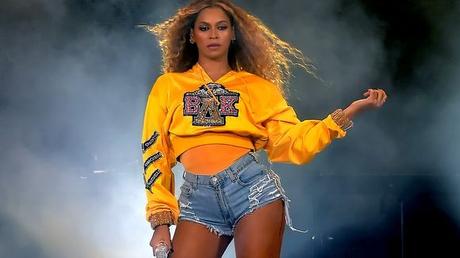 Beyonce Knowles actúa en el escenario durante 2018 Coachella