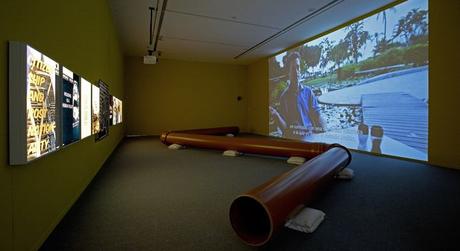 Capitalismo tecnológico: hemos perdido la cabeza pero tenemos pulgares que escriben DIS en La Casa Encendida