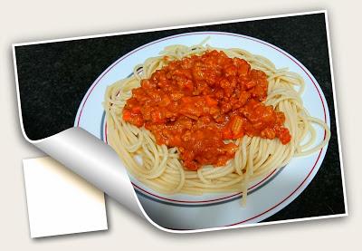 ESPAGUETIS A LA BOLOÑESA ESPAGUETIS A LA BOLOÑESA