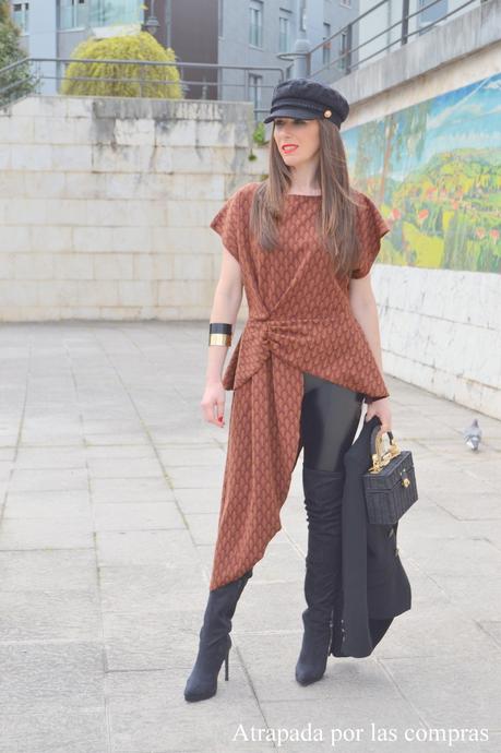 CAMISETA ASIMÉTRICA