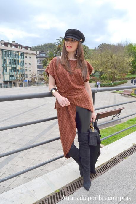 CAMISETA ASIMÉTRICA