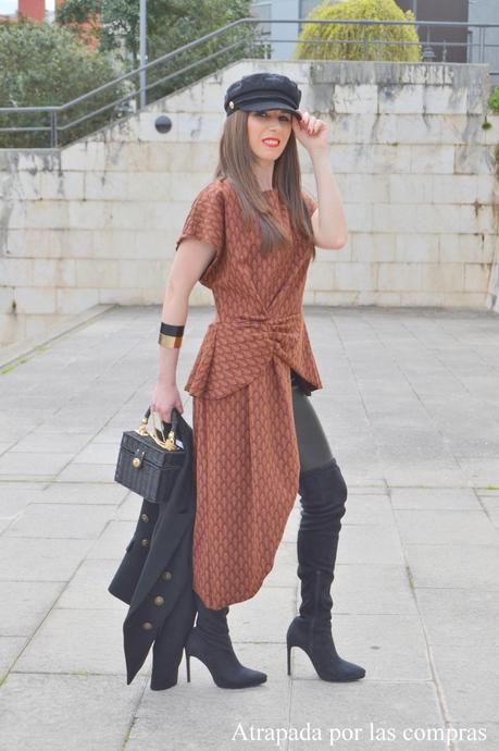 CAMISETA ASIMÉTRICA