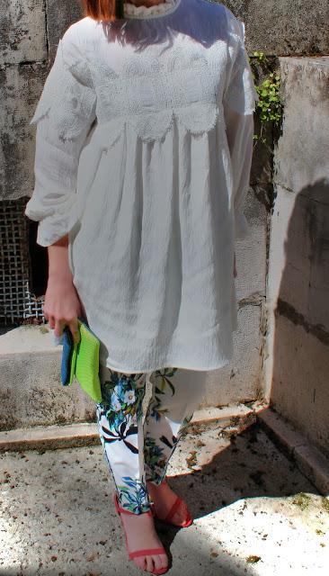 MIS LOOKS - FLORES Y BLANCO MIS LOOKS - FLORES Y BLANCO