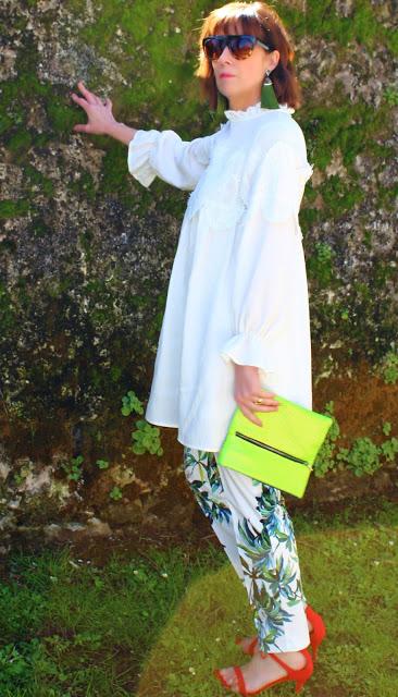 MIS LOOKS - FLORES Y BLANCO MIS LOOKS - FLORES Y BLANCO