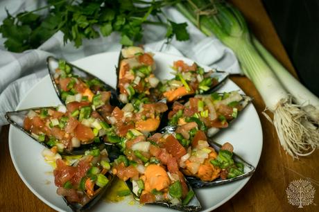 Mejillones con vinagreta de verduras