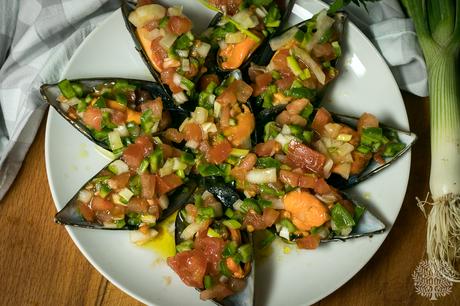 Mejillones con vinagreta de verduras