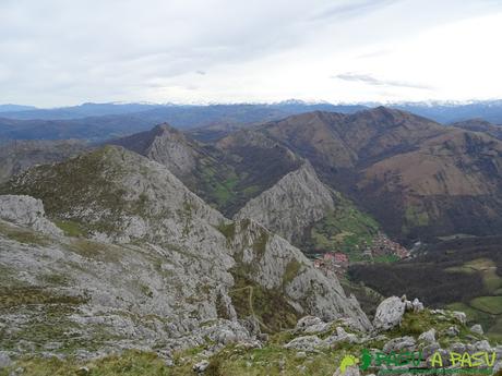 La Foz de Morcín desde el Marieyu