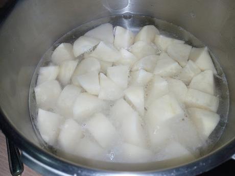 ENSALADA DE PATATA ALEMANA, KARTOFFELSALAT