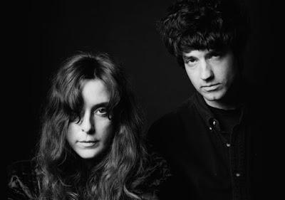 Beach House: Comparten el tema Dark Spring Beach House: Comparten el tema Dark Spring