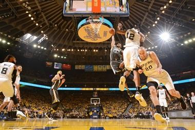 Golden State-San Antonio: 10 puntos de Manu Ginóbili en una derrota que pone la serie cuesta arriba para los Spurs