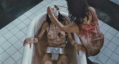 Martyrs una escena de la película dirigida por Pascal Laugier