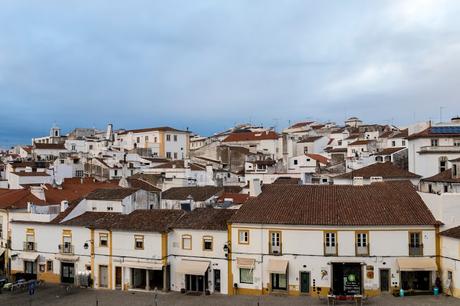 Tierra de conquistadores? Tierra de conquistadores?