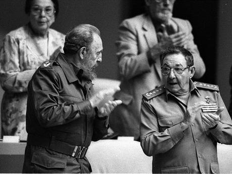 Fidel Castro: “El poder del pueblo se ejerce a través de la Asamblea Nacional”